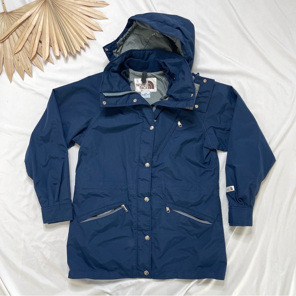 The North Face Vintage Gore-Tex Nylon Blue Hooded Rain Coat or Snow Ski Jacket